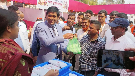 ফরিদপুরে ন্যায্য মূল্যের বাজারের উদ্বোধন